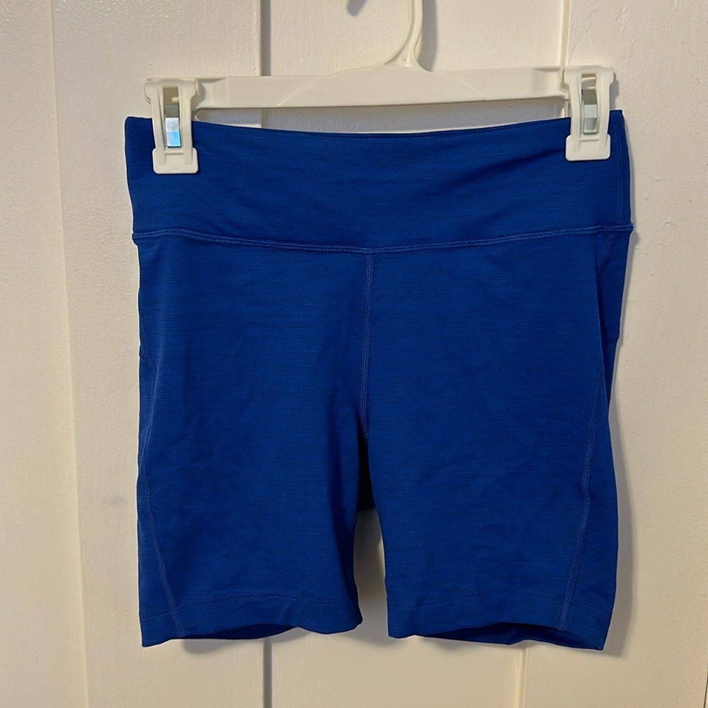 Outdoor voices techsweat 5” short